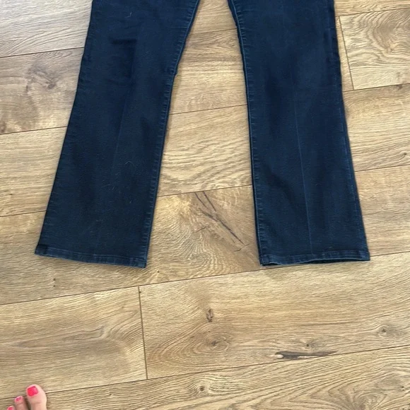 AG Adriano Goldschmied Cropped Stacy Jeans Boot Cut - Picture 5 of 8